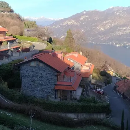 Casa *